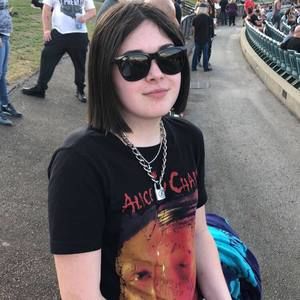 Meet your Posher, Maia